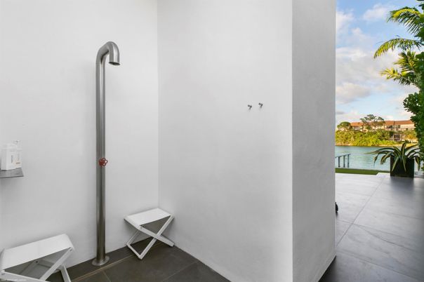 Exterior, Water
