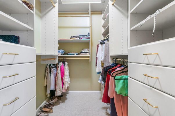 Interior, Walk-in Closets