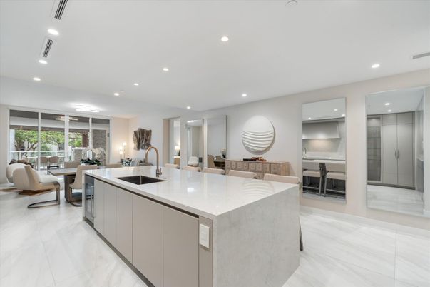 Dining room, Interior, Kitchen, Recessed Lighting