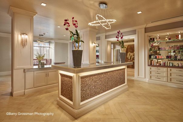Interior, Pendant Lights, Recessed Lighting, Wood Texture Flooring