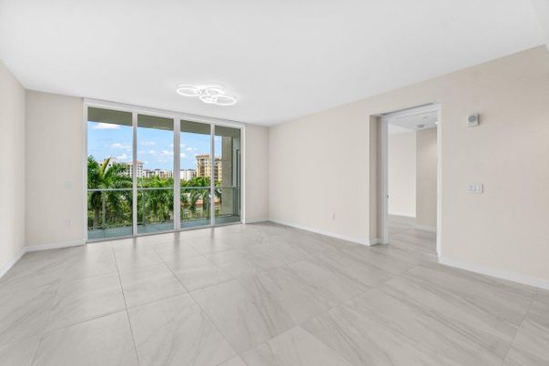 Empty room, Interior, Marble