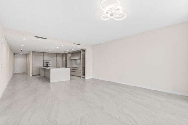 Interior, Kitchen, Marble, Recessed Lighting