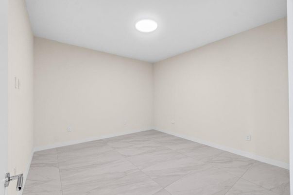 Empty room, Interior, Marble