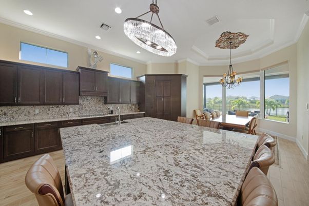 Chandelier, Dining room, Interior, Kitchen, Pendant Lights, Recessed Lighting, Wood Texture Flooring