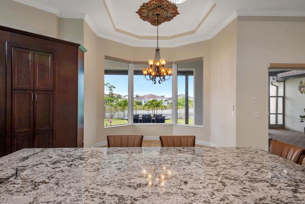Chandelier, Dining room, Interior