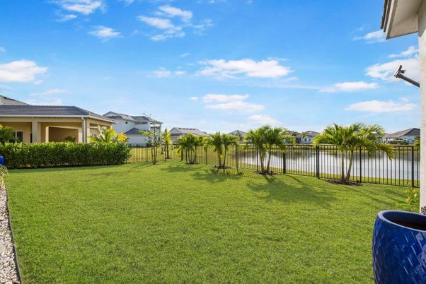Backyard, Exterior, Water