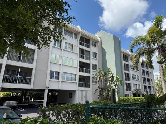 Exterior, Facade, Condo Building
