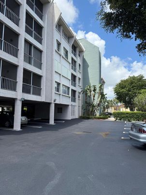Exterior, Facade, Condo Building