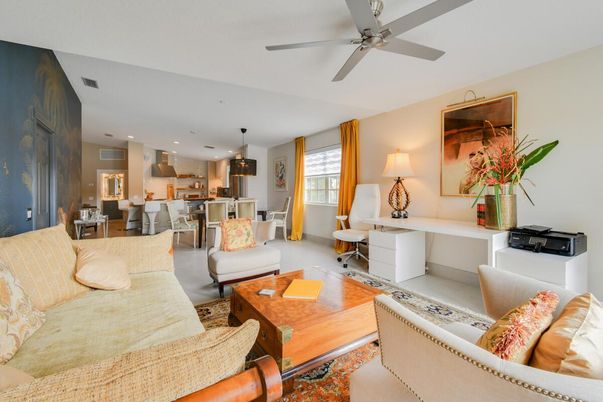Dining room, Interior, Kitchen, Living room, Pendant Lights, Recessed Lighting, Stainless Steel Appliances