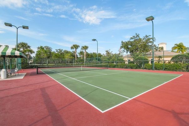 Exterior, Tennis Courts