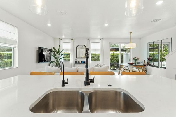 Dining room, Interior, Kitchen, Pendant Lights, Recessed Lighting