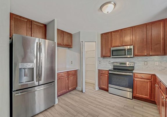 Interior, Kitchen, Stainless Steel Appliances, Wood Texture Flooring