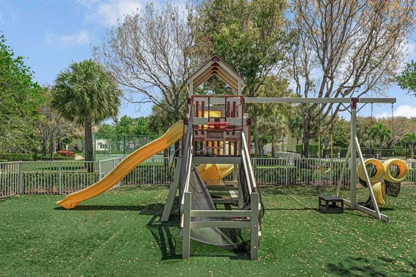 Backyard, Exterior, Playground