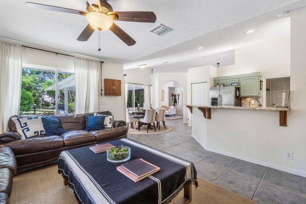 Dining room, Interior, Kitchen, Living room, Recessed Lighting