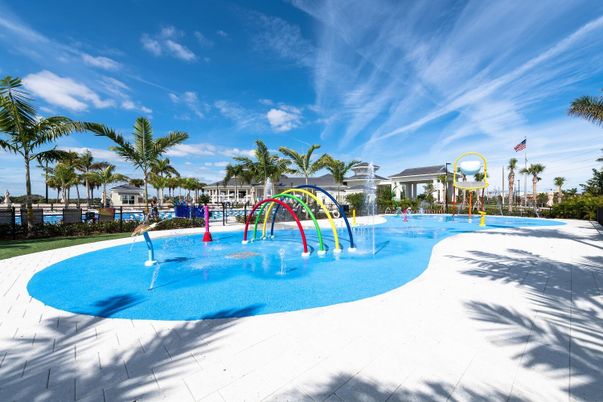 Exterior, Playground, Pool