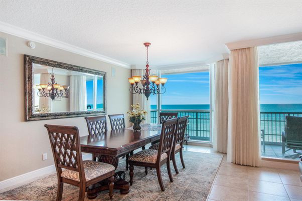 Chandelier, Dining room, Interior, Water