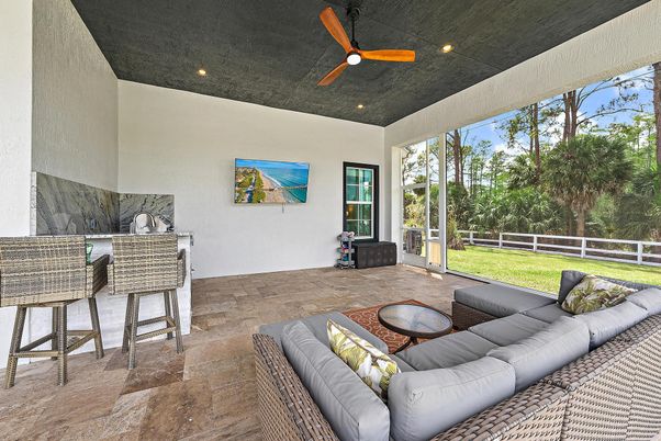 Interior, Living room, Recessed Lighting, Sun Room