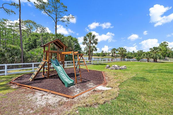 Backyard, Exterior, Playground