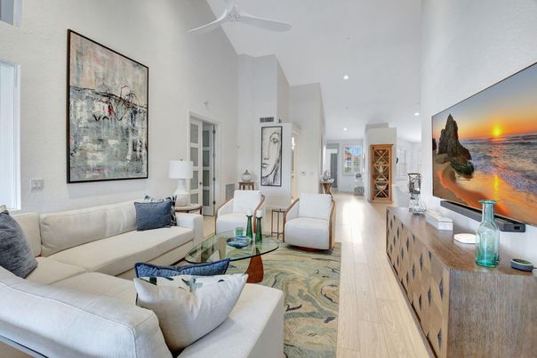 Interior, Living room, Recessed Lighting, Wood Texture Flooring