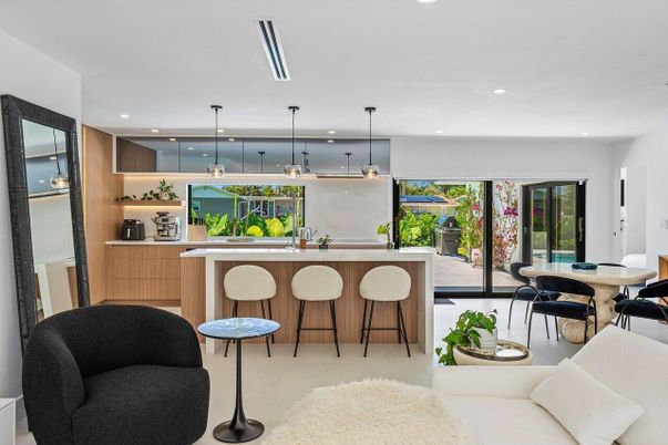 Dining room, Interior, Kitchen, Pendant Lights, Recessed Lighting
