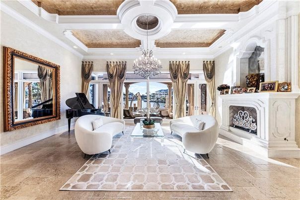 Chandelier, Fireplace, Interior, Living room, Piano, Recessed Lighting