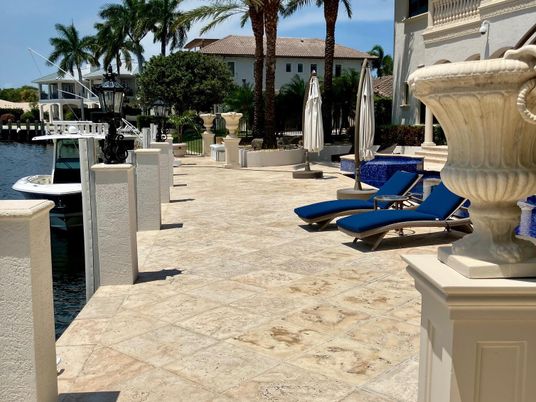 Exterior, Pool, Water