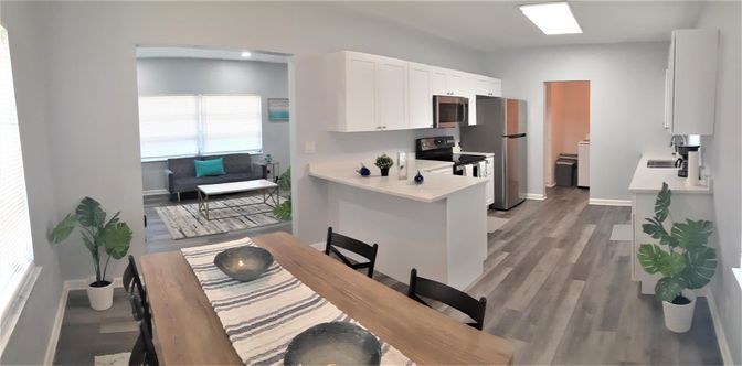 Dining room, Interior, Kitchen, Recessed Lighting, Wood Texture Flooring