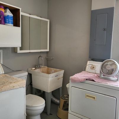 Interior, Utility Closets, Washer