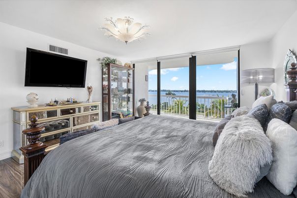 Bedroom, Interior, Water, Wood Texture Flooring