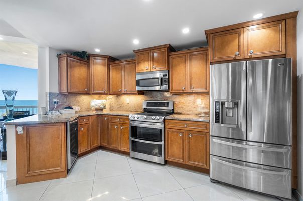 Interior, Kitchen, Recessed Lighting, Stainless Steel Appliances, Water