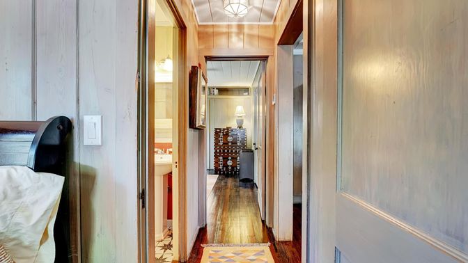 Elevator, Interior, Wood Texture Flooring