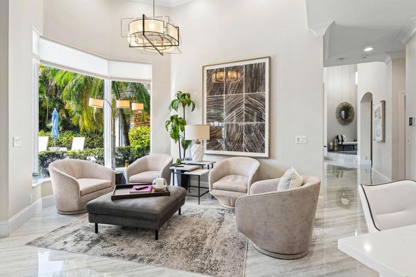 Interior, Living room, Pendant Lights, Recessed Lighting