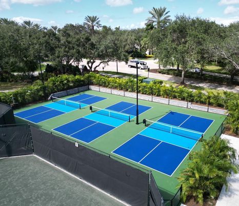 Exterior, Tennis Courts