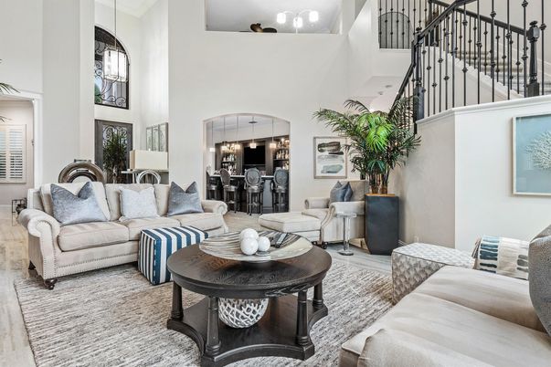 Dining room, Interior, Living room, Pendant Lights