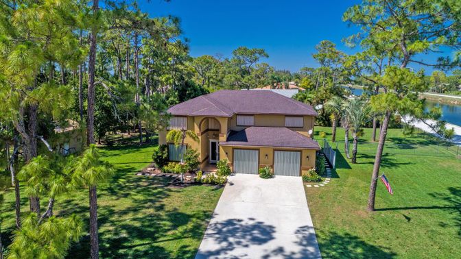 Backyard, Exterior, Water