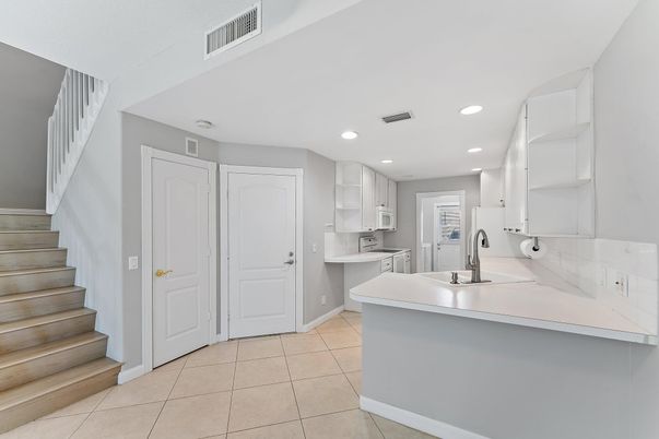 Interior, Kitchen, Recessed Lighting
