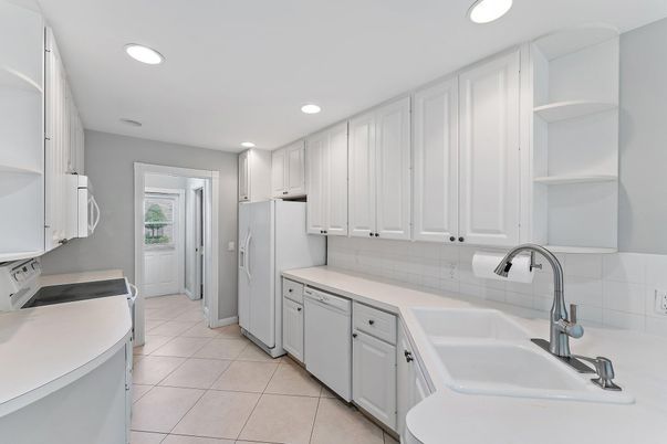 Interior, Kitchen, Recessed Lighting