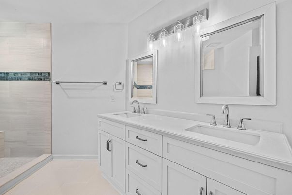 Bathroom, Dual Sink Vanities, Interior