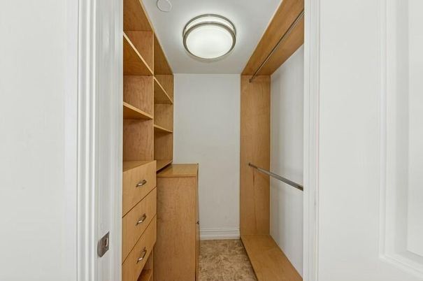 Interior, Walk-in Closets
