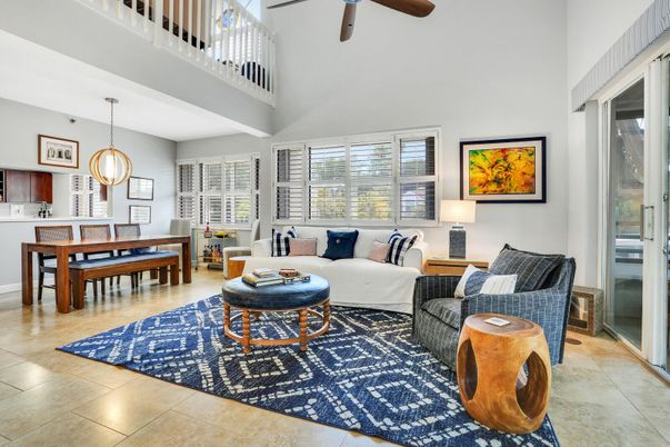 Dining room, Interior, Living room, Pendant Lights