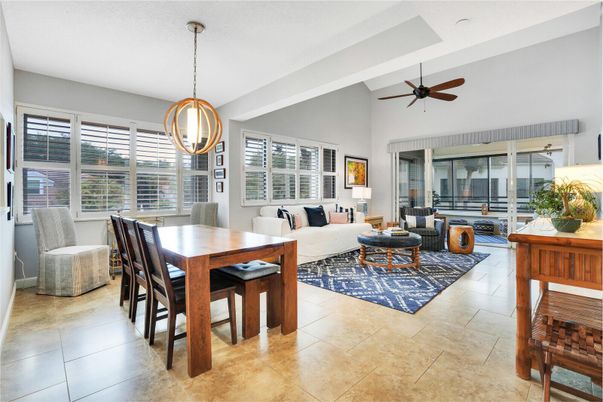 Dining room, Interior, Living room, Pendant Lights
