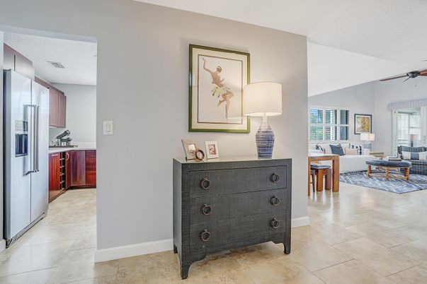 Interior, Kitchen, Living room, Stainless Steel Appliances