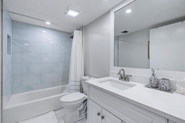 Bathroom, Interior, Marble, Marble Walls, Recessed Lighting