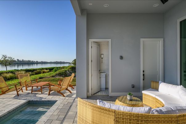 Exterior, Pool, Water