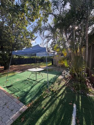 Backyard, Exterior