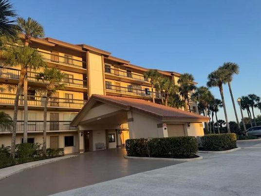 Exterior, Facade, Condo Building