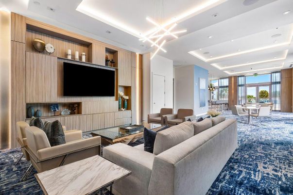 Dining room, Interior, Living room, Pendant Lights, Recessed Lighting