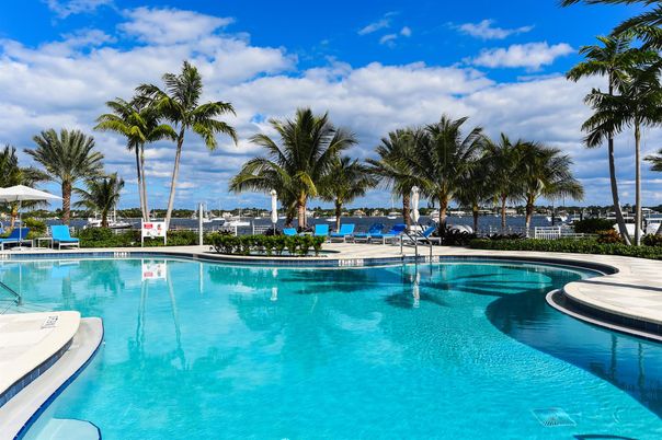 Exterior, Pool, Water