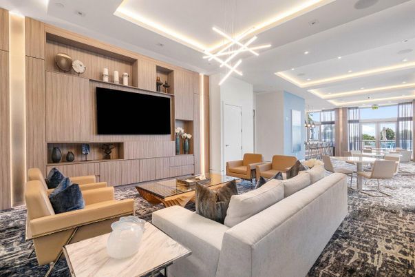Dining room, Interior, Living room, Pendant Lights, Recessed Lighting