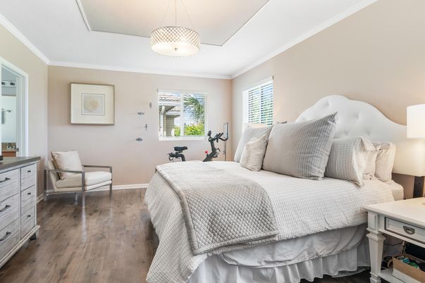 Bedroom, Interior, Pendant Lights, Wood Texture Flooring